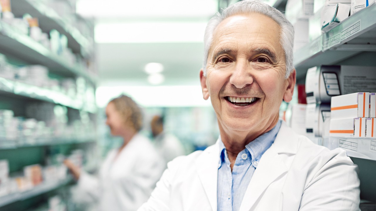 Pharmacist in dispensary 1280.jpg