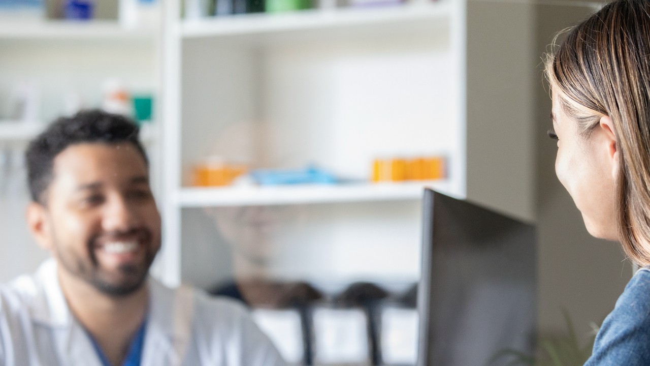 Pharmacy chat 1280.jpg