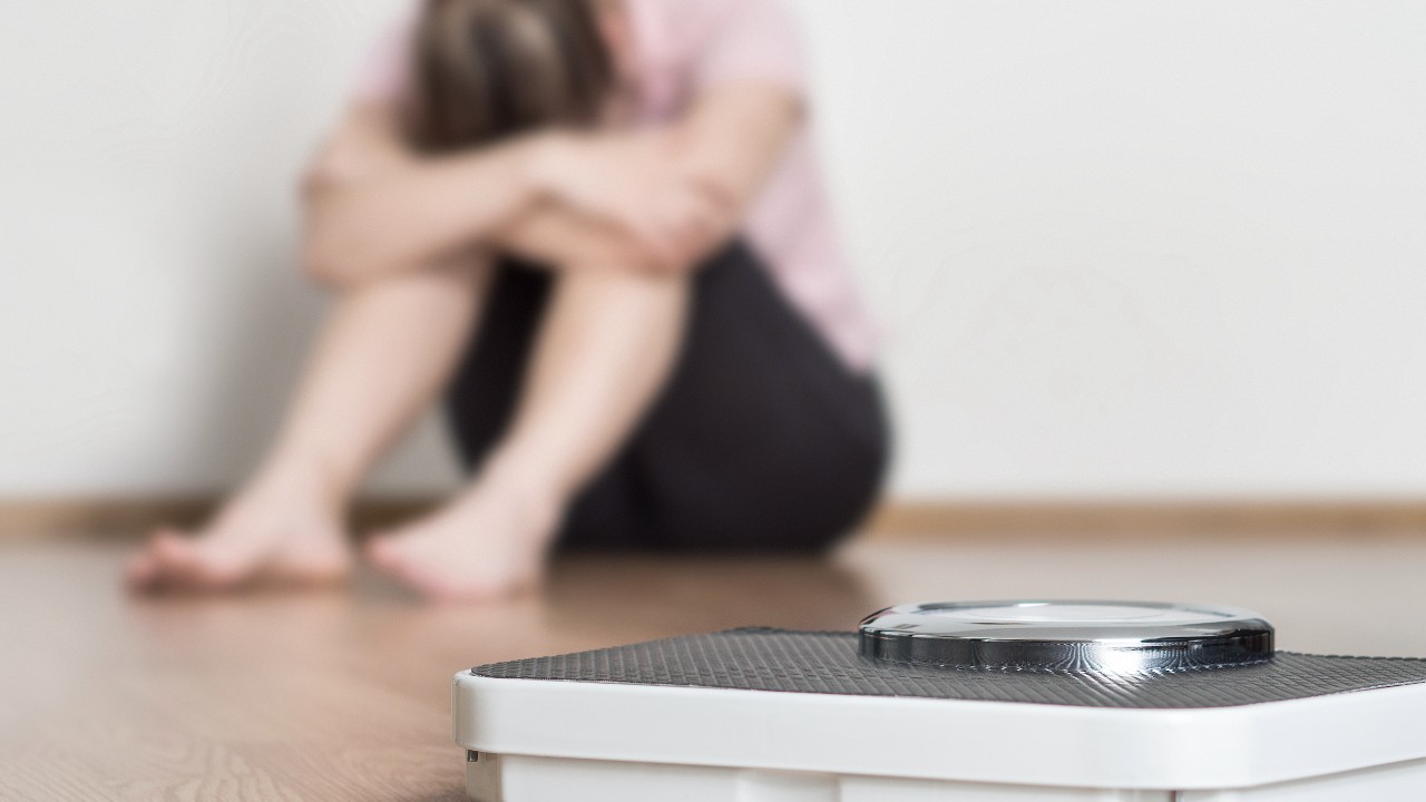 eating-disorders-1280