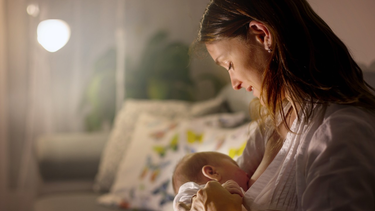 breastfeeding-1280